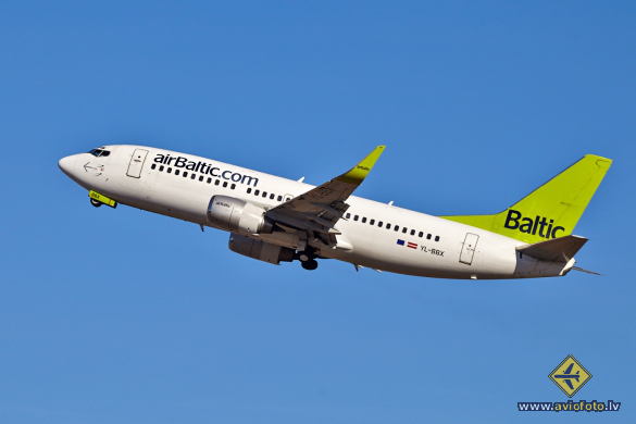Boeing 737-36Q
